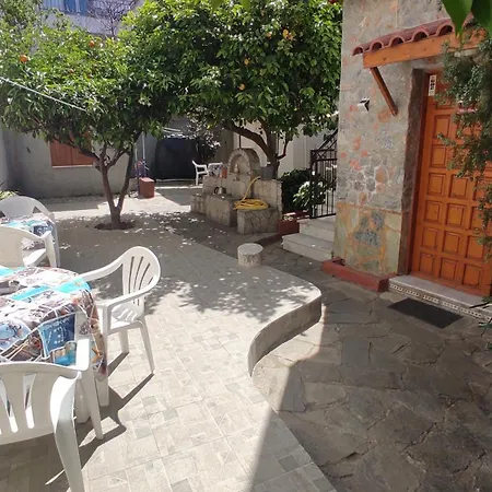 Angelos Rooms Mytilene Exterior photo